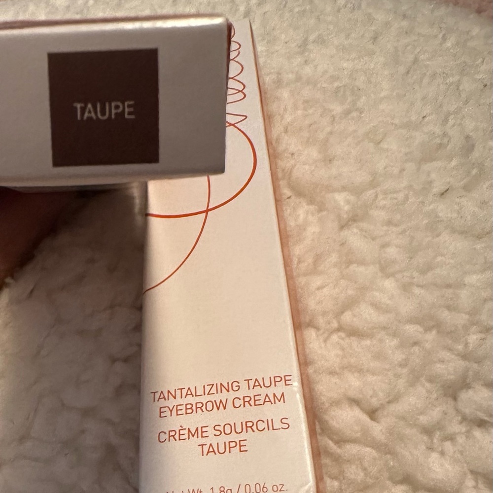 Chella Brown Matte Brow Enhancer